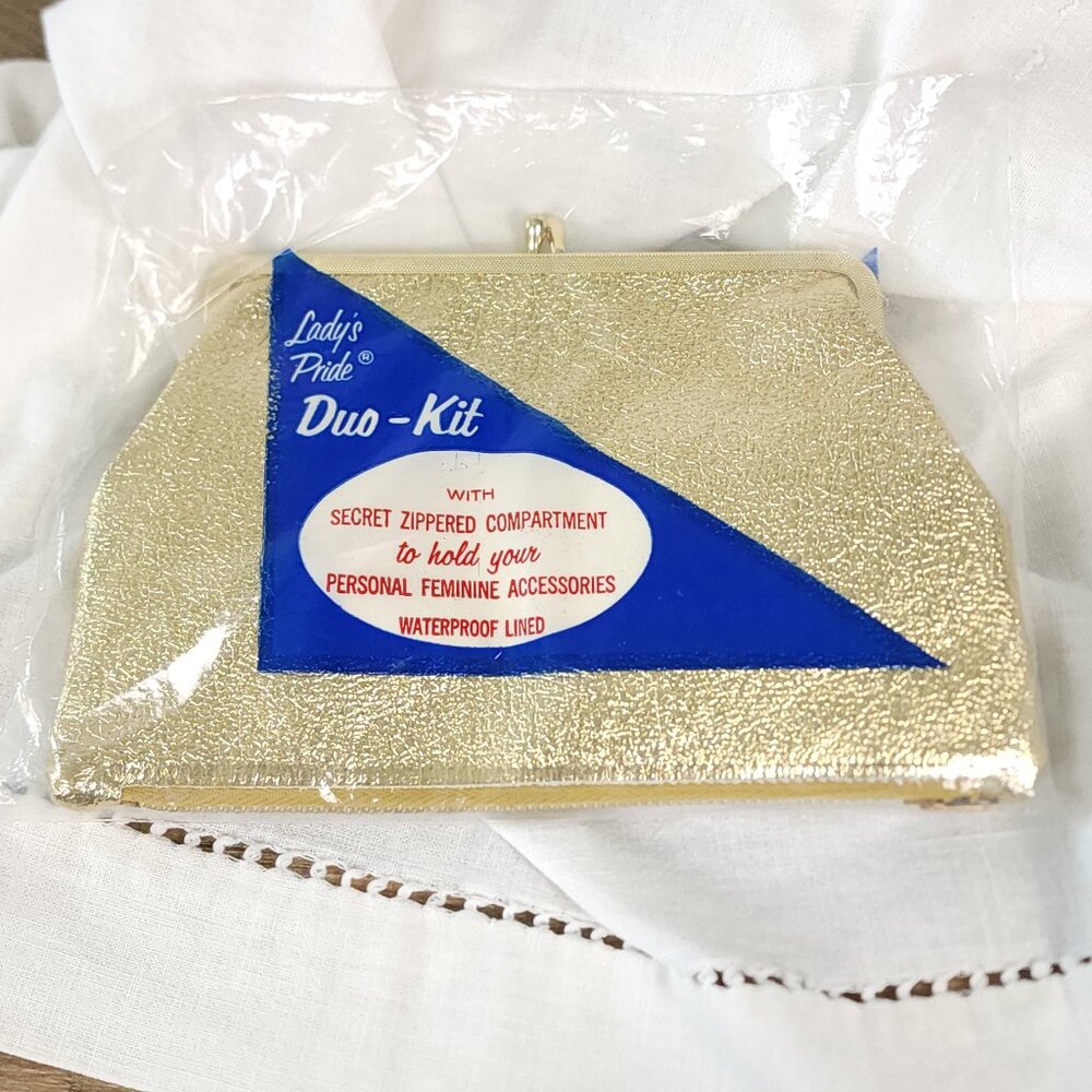 60s/70s LADY’S PRIDE Duo-Kit Small Clutch NIP Gold Metallic